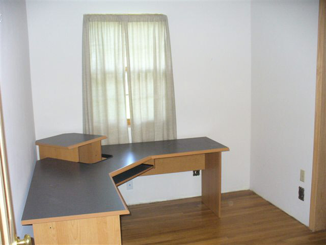 8401 West River Road Yorktown, IN 47396 - Photo 6 of 9 Gallery Image 6