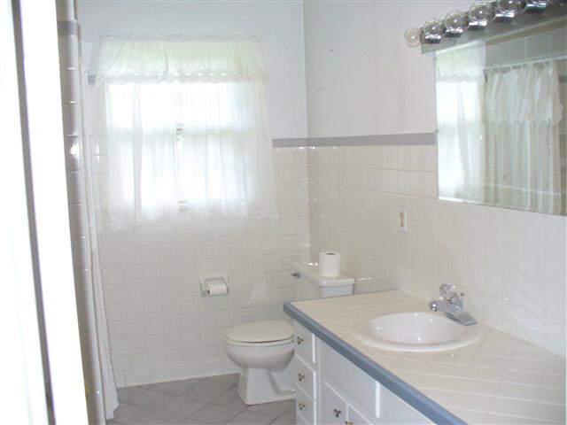 8401 West River Road Yorktown, IN 47396 - Photo 7 of 9 Gallery Image 7