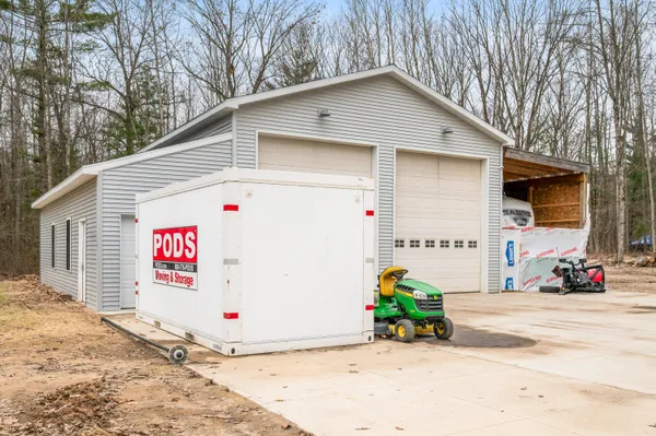 $189,900 | 19117 Joslin Circle, Big Rapids, MI 49307