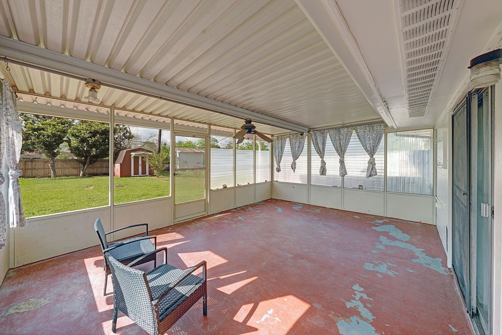 614 Gilpin Street Houston, TX 77034 - Photo 20 of 27 Another view of the screened in porch as you enter from the bonus room sliding glass doors.