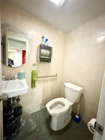 $208,000 | 91 Tulip Avenue, Unit C2, Floral Park, NY 11001