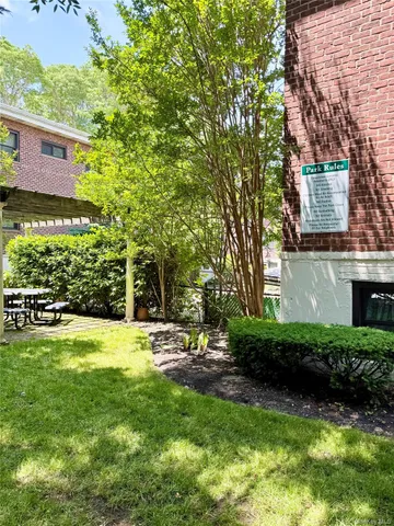 $208,000 | 91 Tulip Avenue, Unit C2, Floral Park, NY 11001