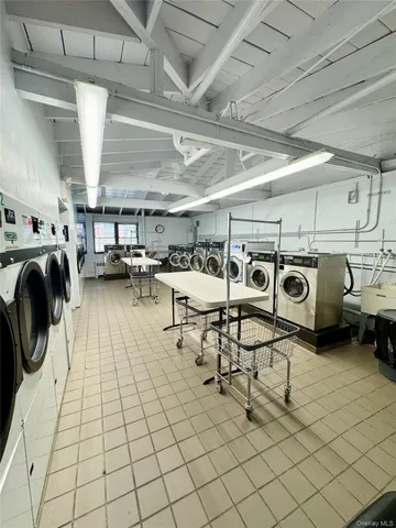 $208,000 | 91 Tulip Avenue, Unit C2, Floral Park, NY 11001