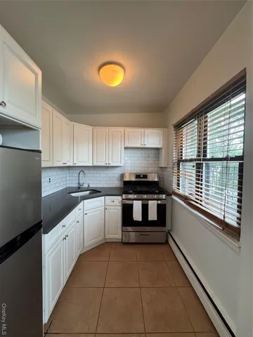 $208,000 | 91 Tulip Avenue, Unit C2, Floral Park, NY 11001