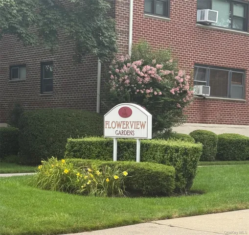 $208,000 | 91 Tulip Avenue, Unit C2, Floral Park, NY 11001
