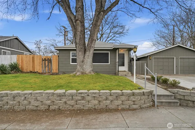 $349,000 | 1017 Smith Avenue, Richland, WA 99354