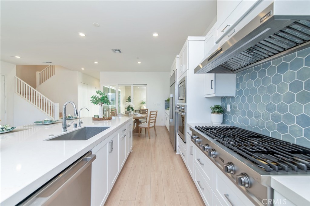 414 Treble Irvine, CA 92618 - Photo 14 of 59