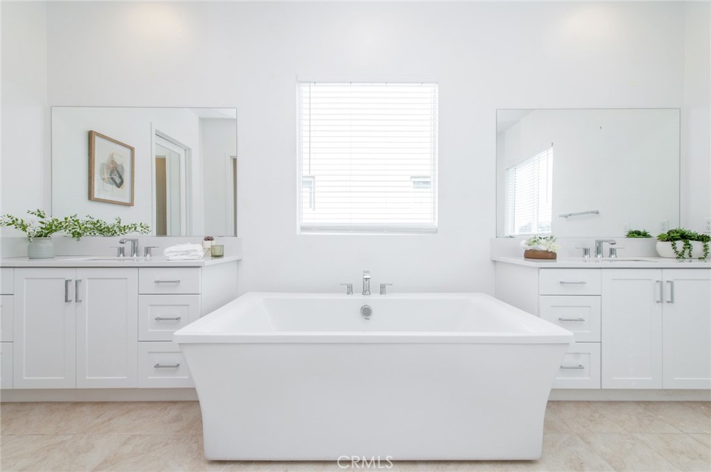 414 Treble Irvine, CA 92618 - Photo 36 of 59