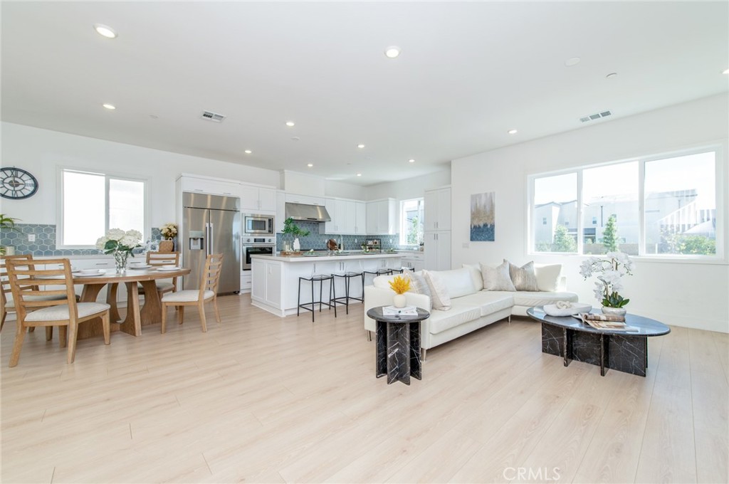 414 Treble Irvine, CA 92618 - Photo 5 of 59