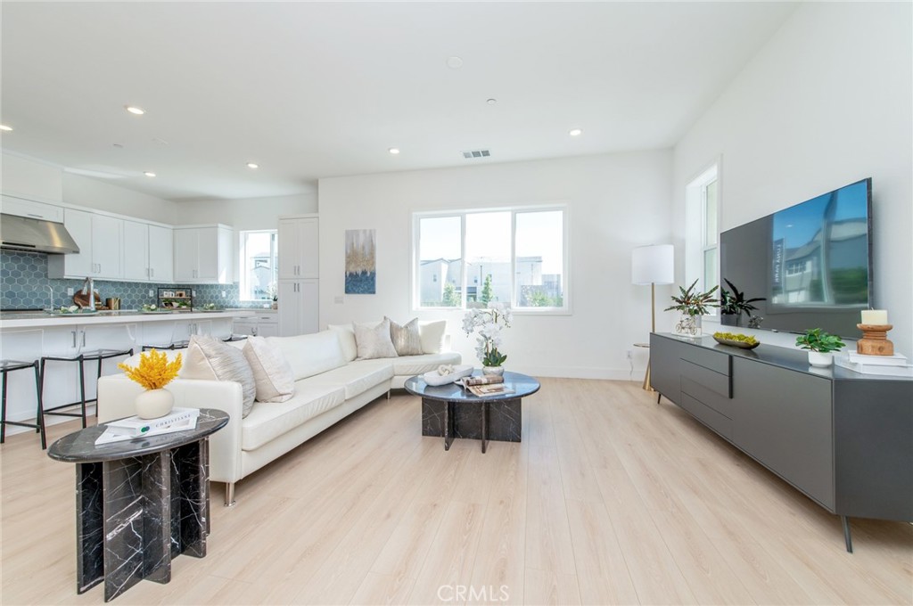 414 Treble Irvine, CA 92618 - Photo 6 of 59