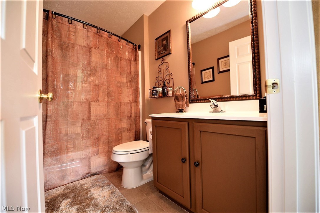 16612 Drake Road Strongsville, OH 44136 - Photo 28 of 35