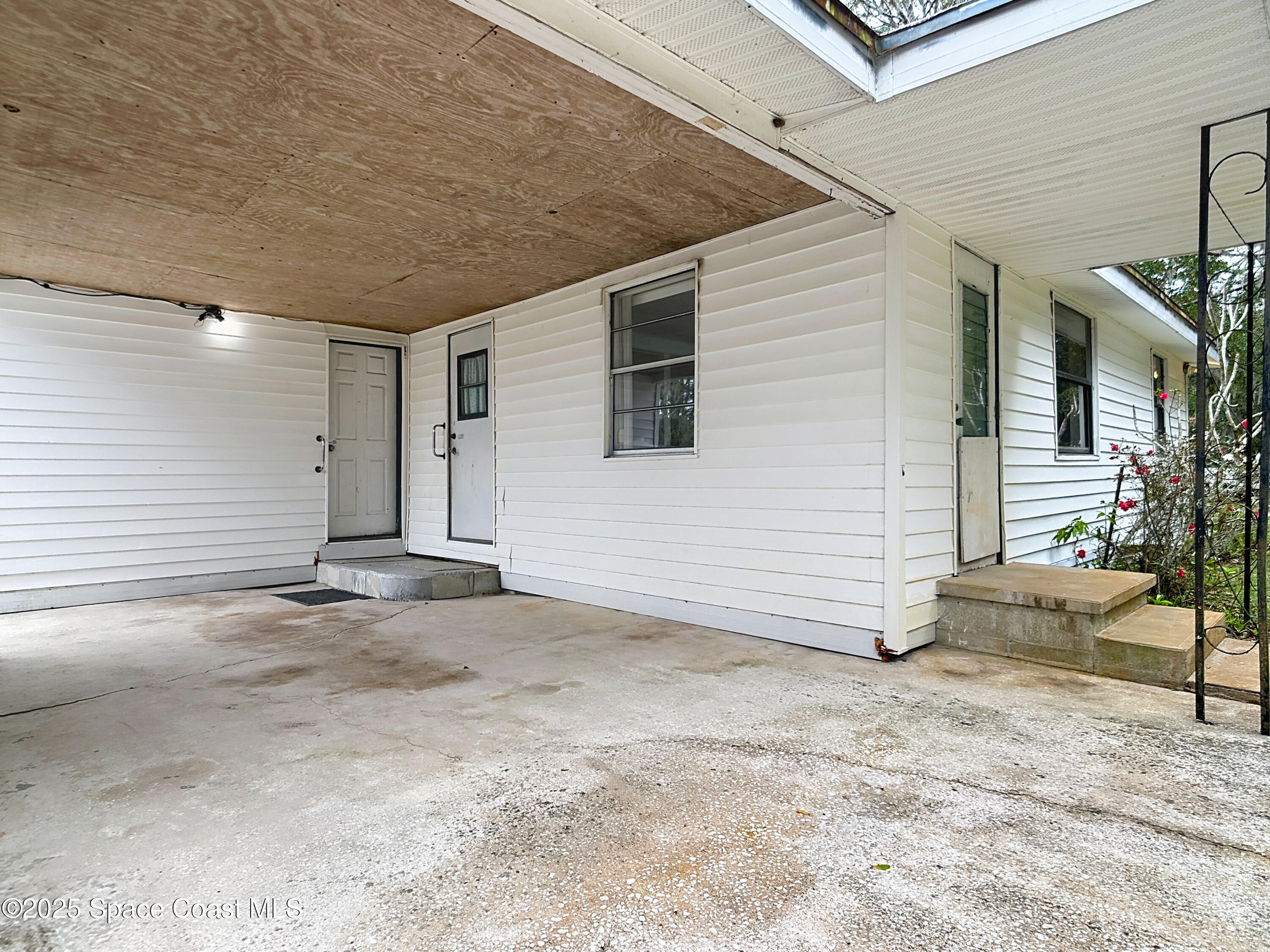 2610 Lee Road Mims, FL 32754 - Photo 14 of 23 Car Port