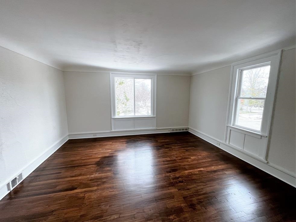 1312 5th Street, Unit 2 Bay City, MI 48708 - Photo 3 of 8