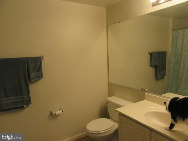 $2,000 | 11006 Koman Circle, Unit 104, Manassas, VA 20109