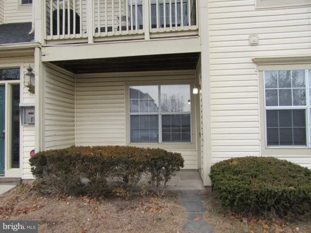 $2,000 | 11006 Koman Circle, Unit 104, Manassas, VA 20109