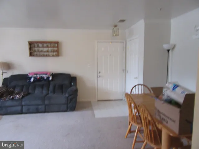 $2,000 | 11006 Koman Circle, Unit 104, Manassas, VA 20109