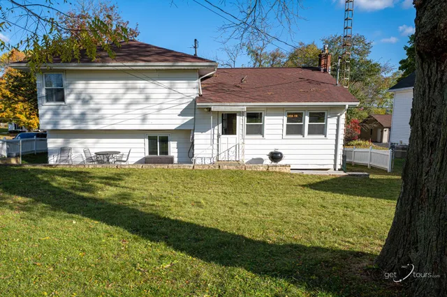 $179,000 | 1010 Ridge Street, Galena, IL 61036