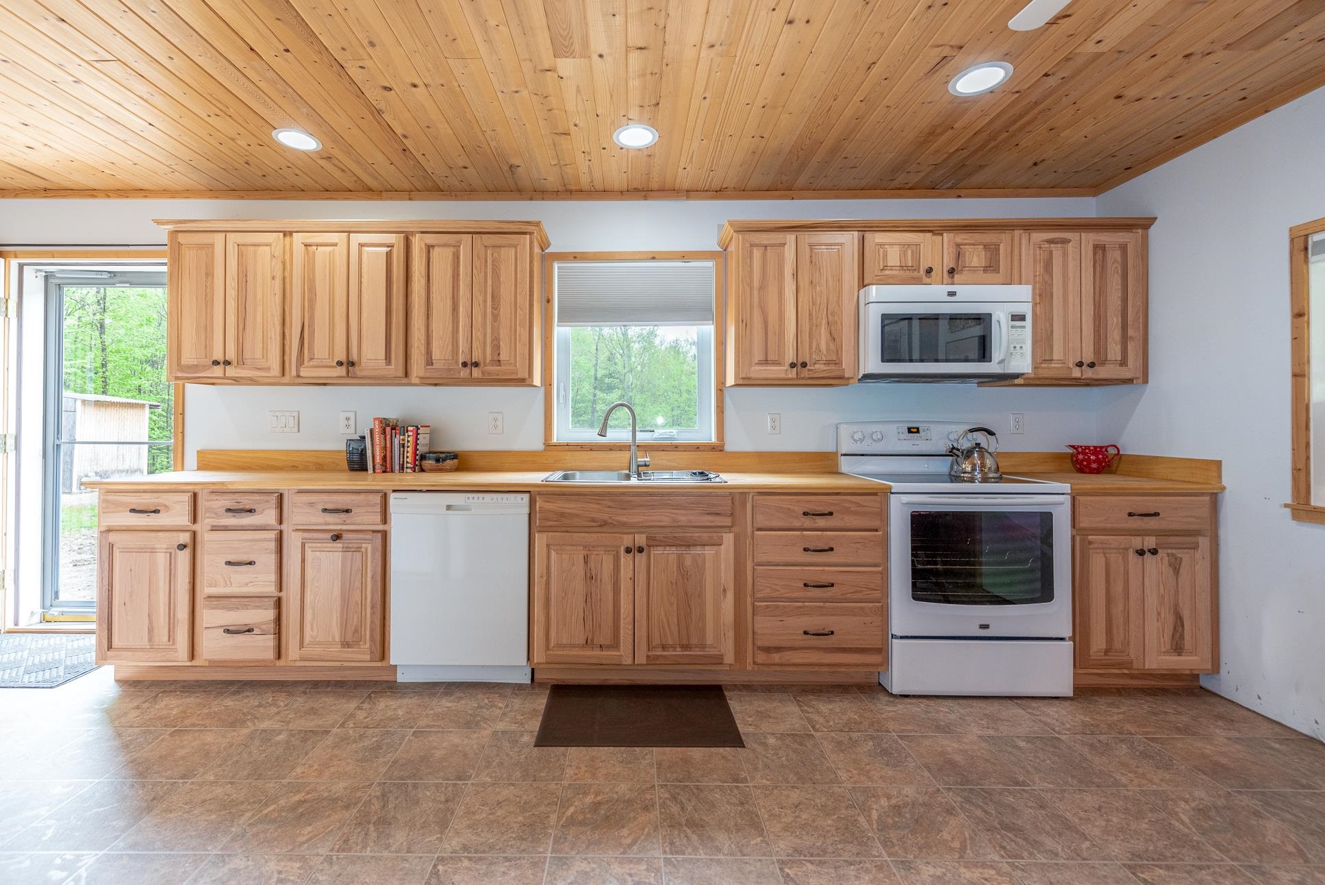 6 Jackson Ridge Road Danbury, NH 03230 - Photo 3 of 18 Gallery Image 3