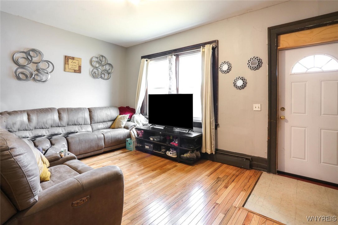 348 Virginia Street Buffalo, NY 14201 - Photo 12 of 50