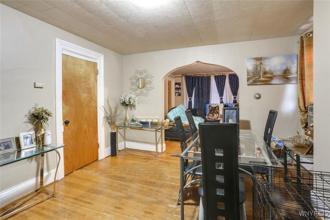 348 Virginia Street Buffalo, NY 14201 - Photo 25 of 50