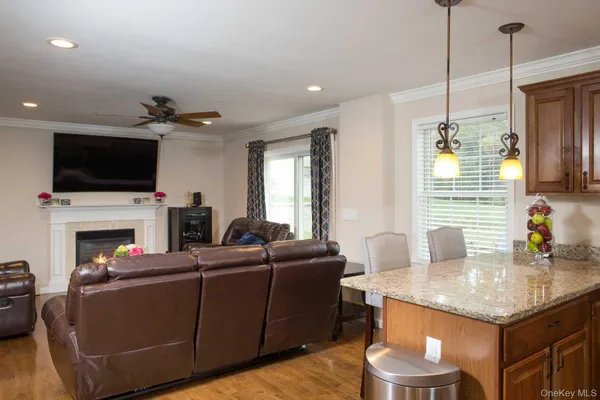 $549,000 | 6 Jamil Court, Poughkeepsie, NY 12603