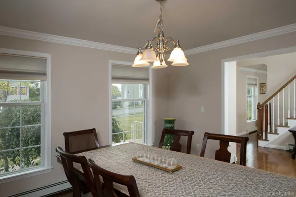 $549,000 | 6 Jamil Court, Poughkeepsie, NY 12603