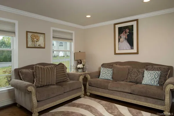$549,000 | 6 Jamil Court, Poughkeepsie, NY 12603
