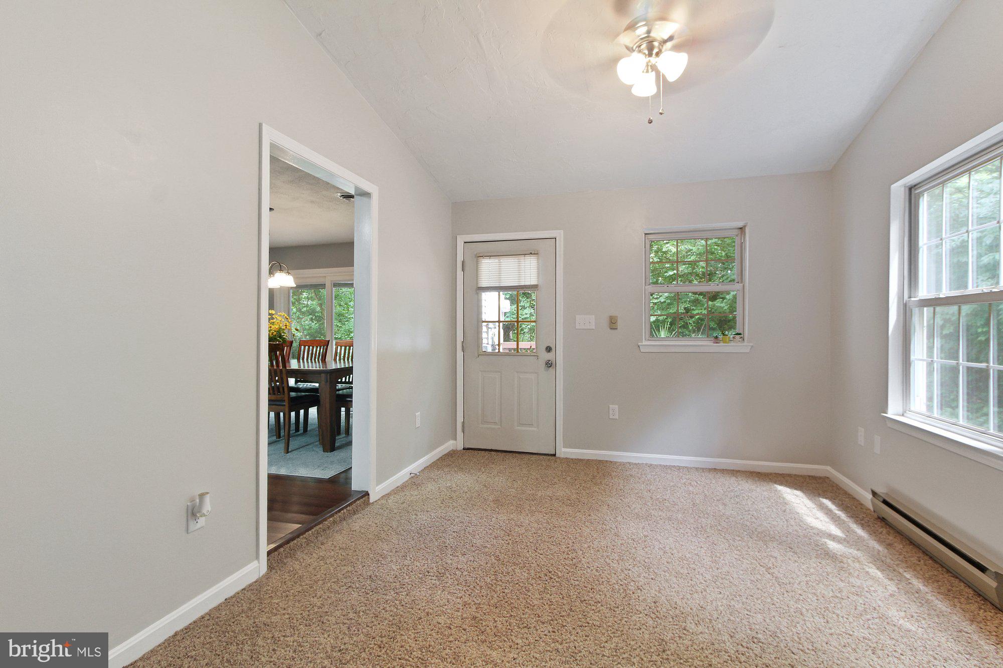 2812 Robin Road York, PA 17404 - Photo 10 of 28 Gallery Image 10