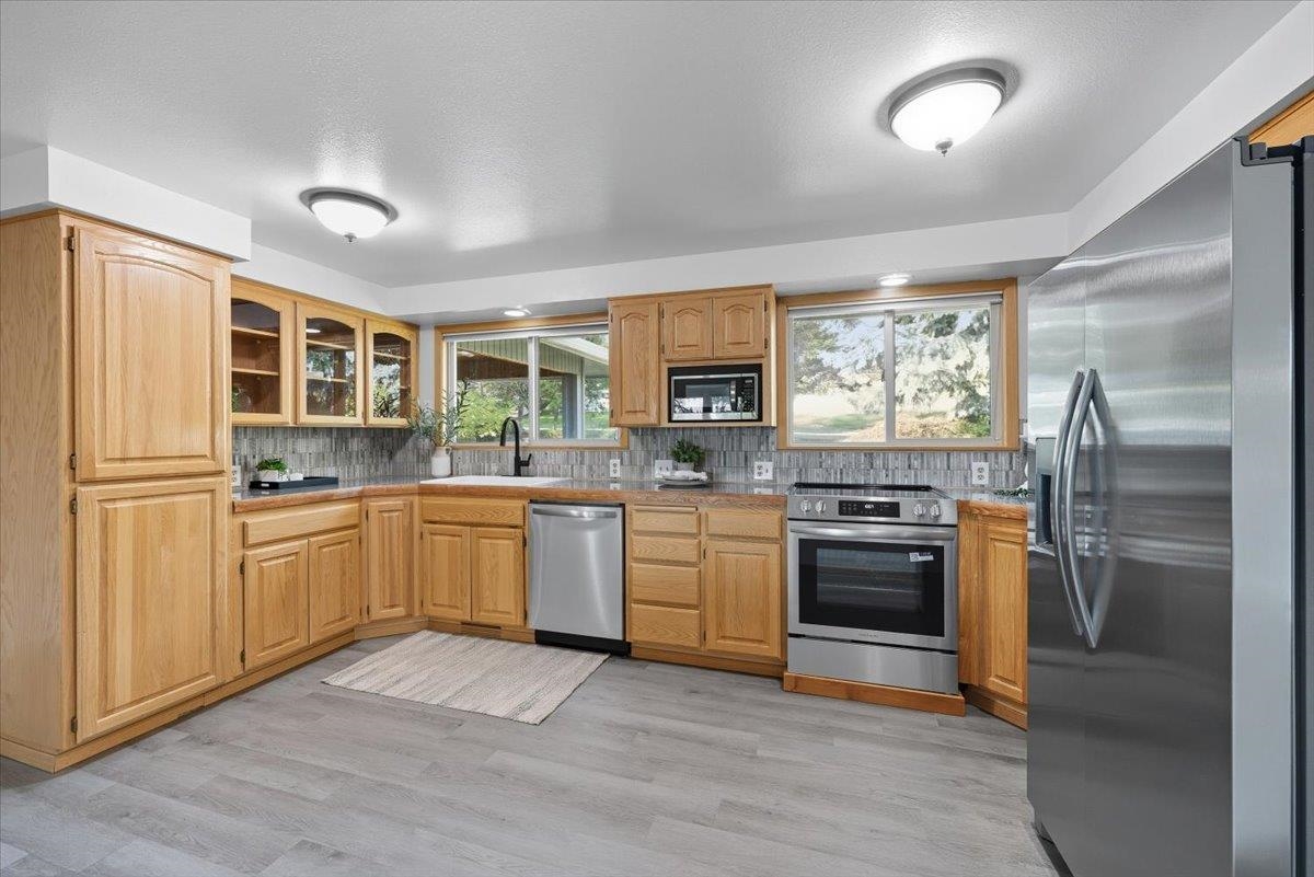 1221 South Garry Road Liberty Lake, WA 99019 - Photo 14 of 43 Gallery Image 14