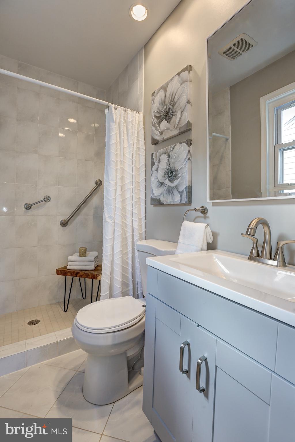 5015 Rodman Road Bethesda, MD 20816 - Photo 28 of 55 Gallery Image 28