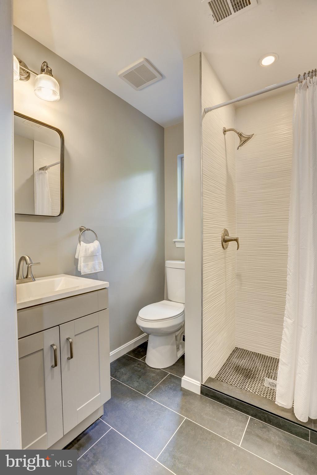 5015 Rodman Road Bethesda, MD 20816 - Photo 44 of 55 Gallery Image 44