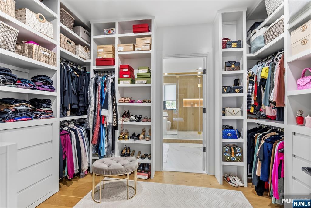 151 Stuart Street Paramus, NJ 07652 - Photo 27 of 49 Gallery Image 27