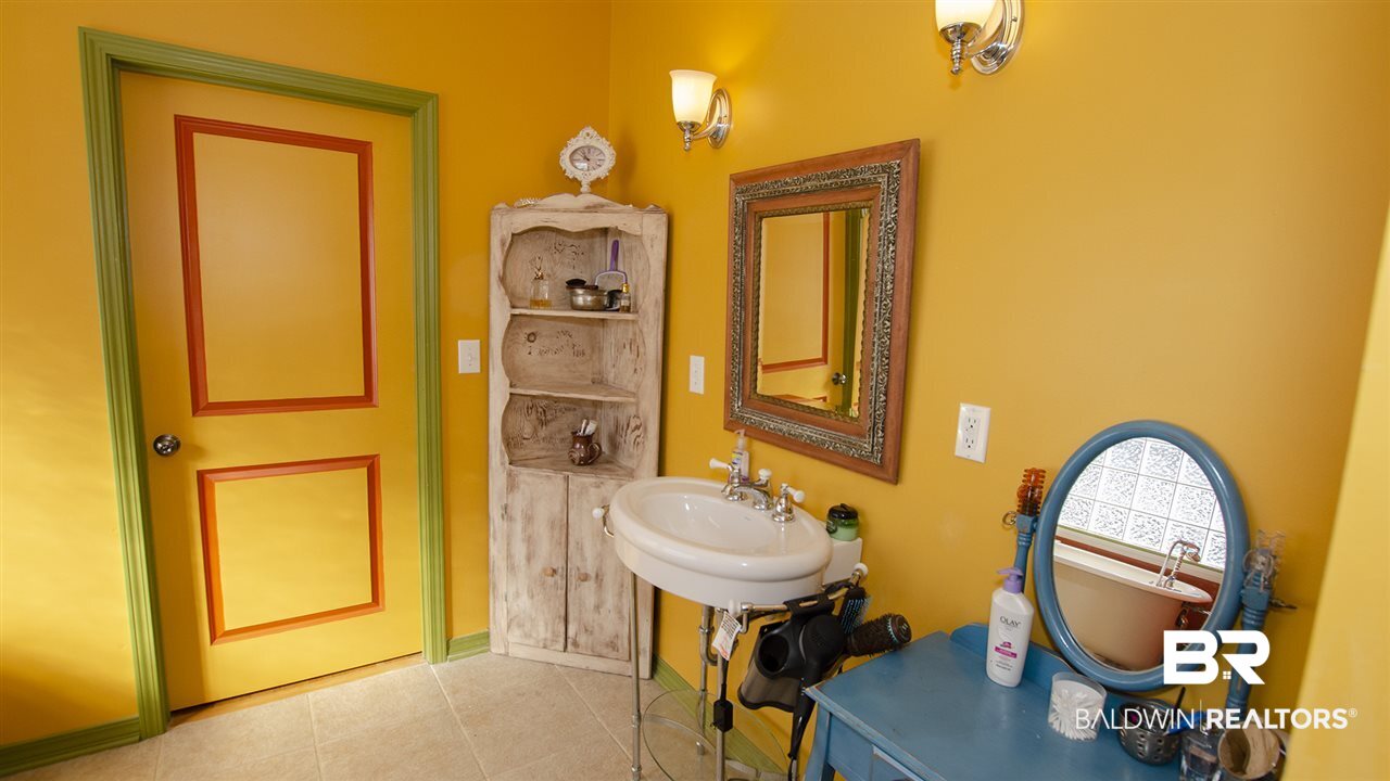 7388 Cook Road Foley, AL 36535 - Photo 16 of 36 Master Bath