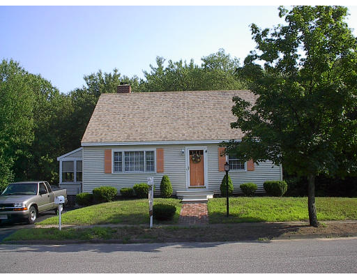 16 Peter Road North Reading, MA 01864 - Photo 1 of 4 Gallery Image 1