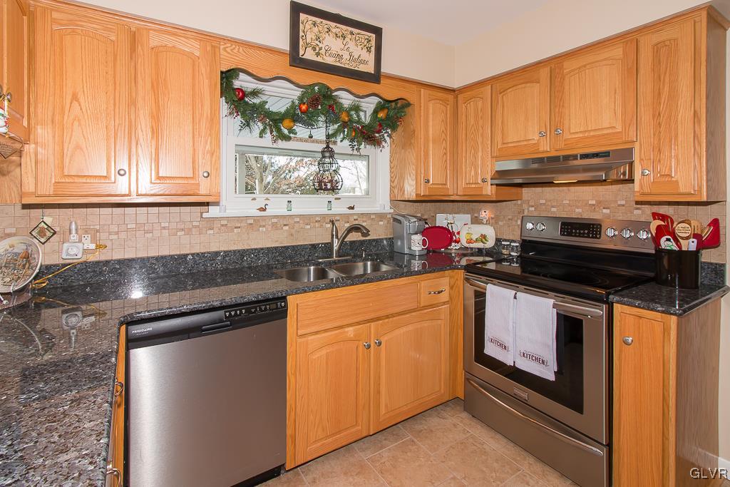 433 Georgetown Road Nazareth, PA 18064 - Photo 13 of 33