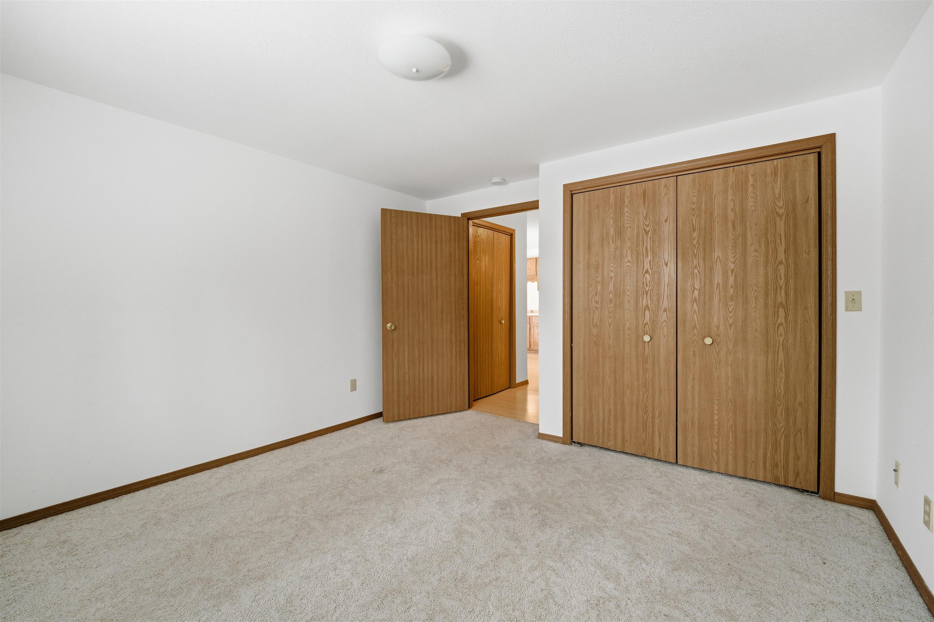 1035 South West Court, Unit B Appleton, WI 54915 - Photo 11 of 20