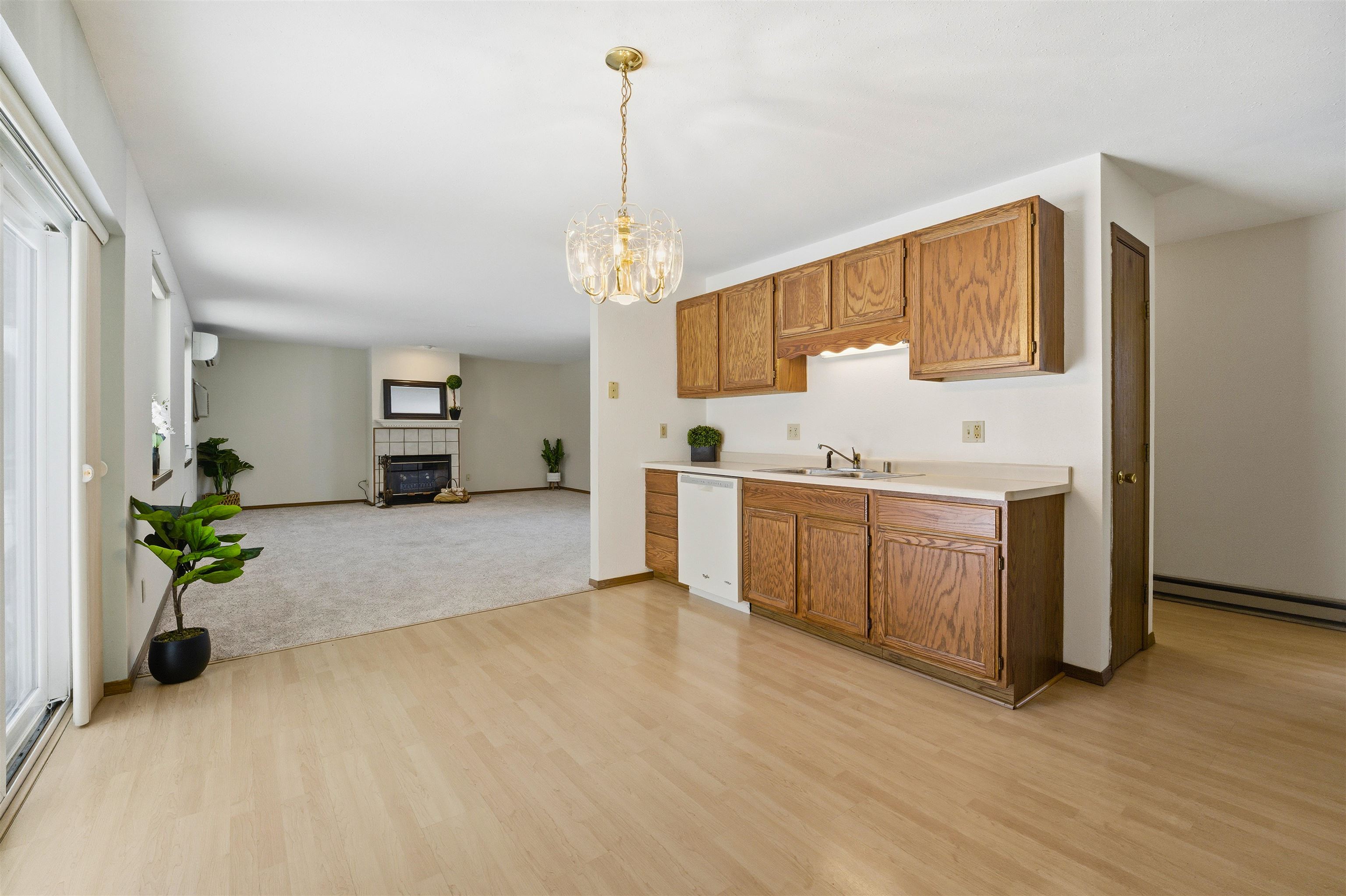 1035 South West Court, Unit B Appleton, WI 54915 - Photo 6 of 20