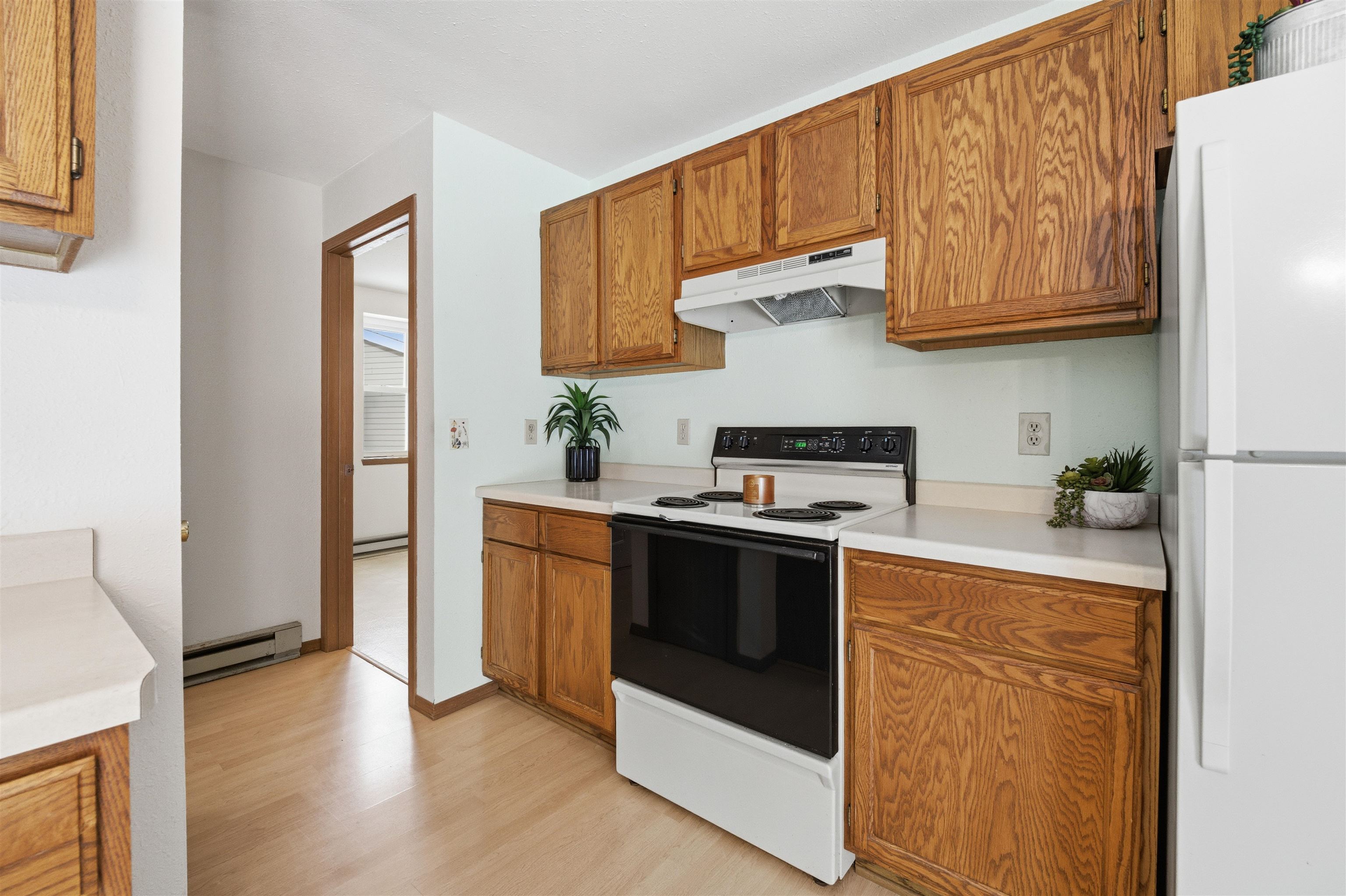 1035 South West Court, Unit B Appleton, WI 54915 - Photo 8 of 20