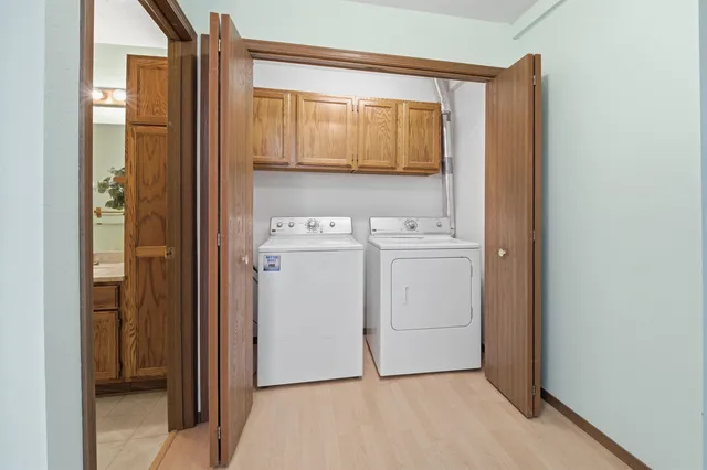 $199,900 | 1035 South West Court, Unit B, Appleton, WI 54915