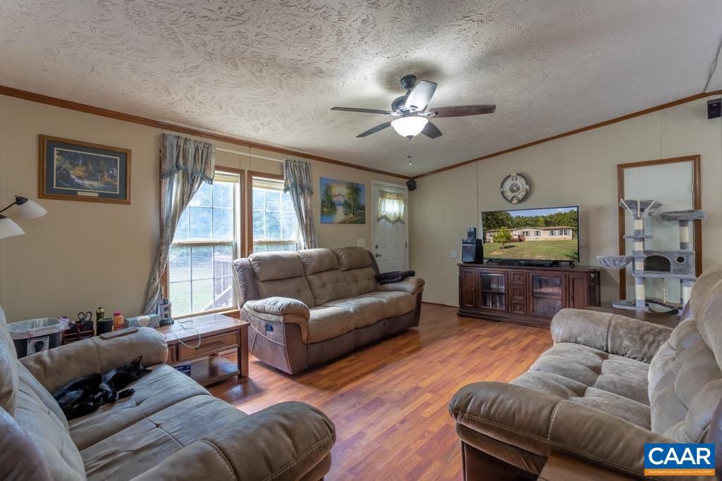 176 Alpha Road Dillwyn, VA 23936 - Photo 17 of 35 Gallery Image 17