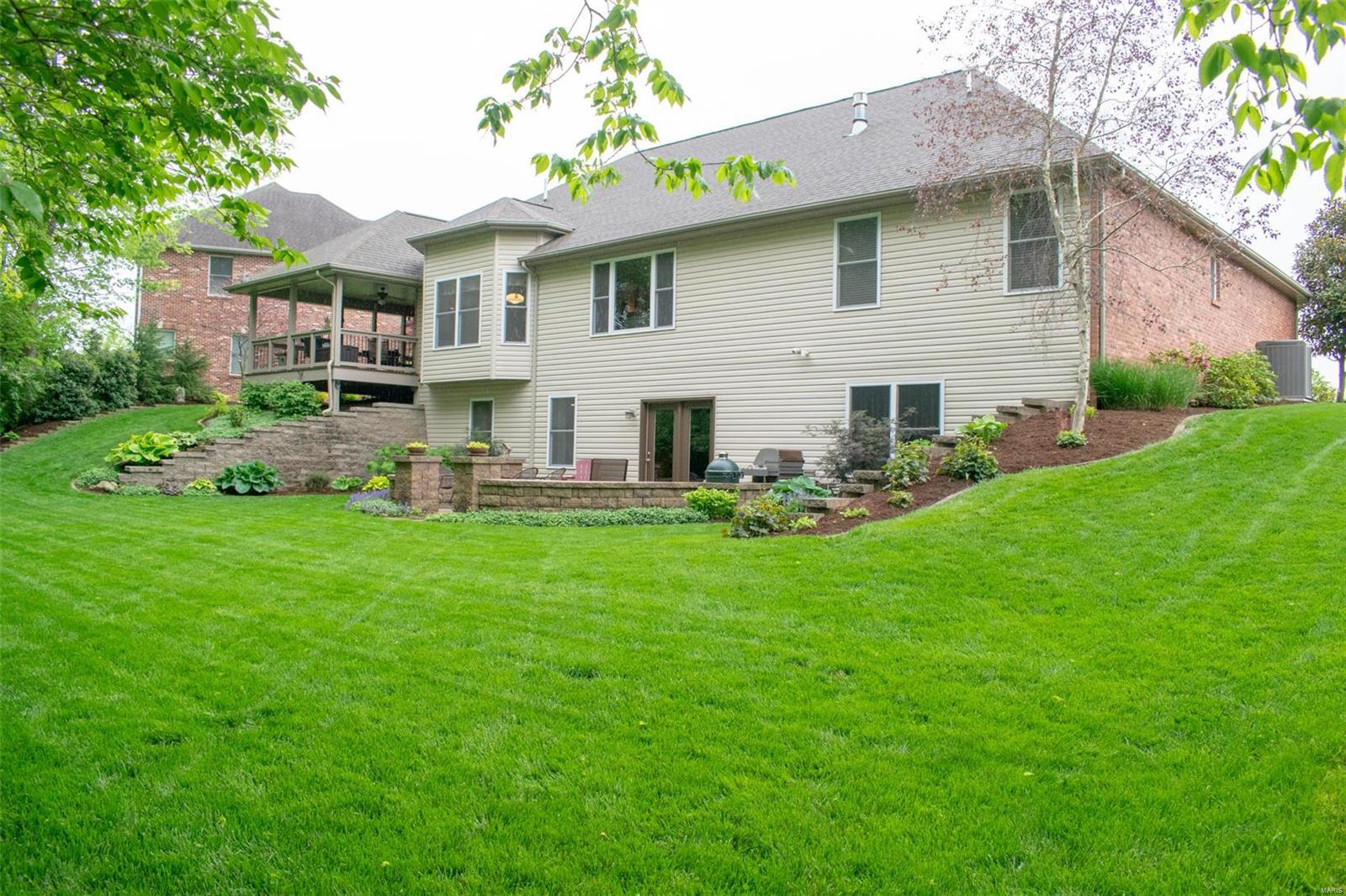 1624 Timber Ridge Columbia, IL 62236 - Photo 12 of 75 Gallery Image 12