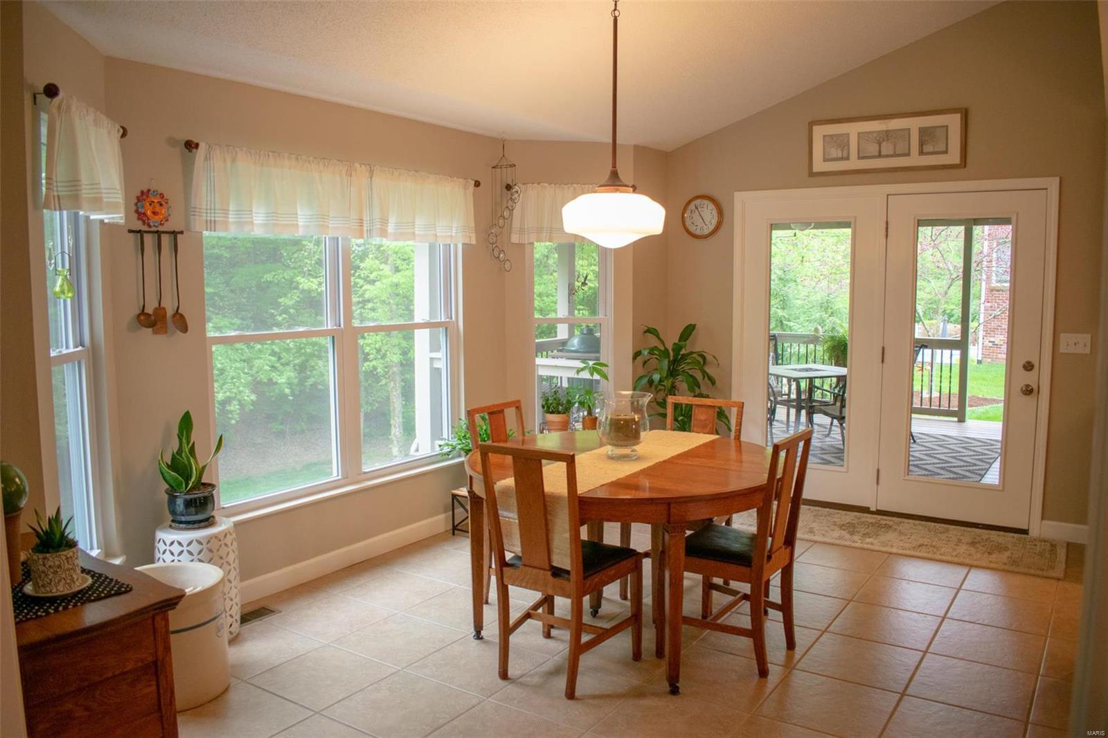 1624 Timber Ridge Columbia, IL 62236 - Photo 16 of 75 Gallery Image 16