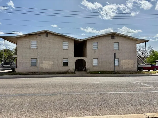 $725 | 3616 Harvey Drive West, Unit 9, McAllen, TX 78501