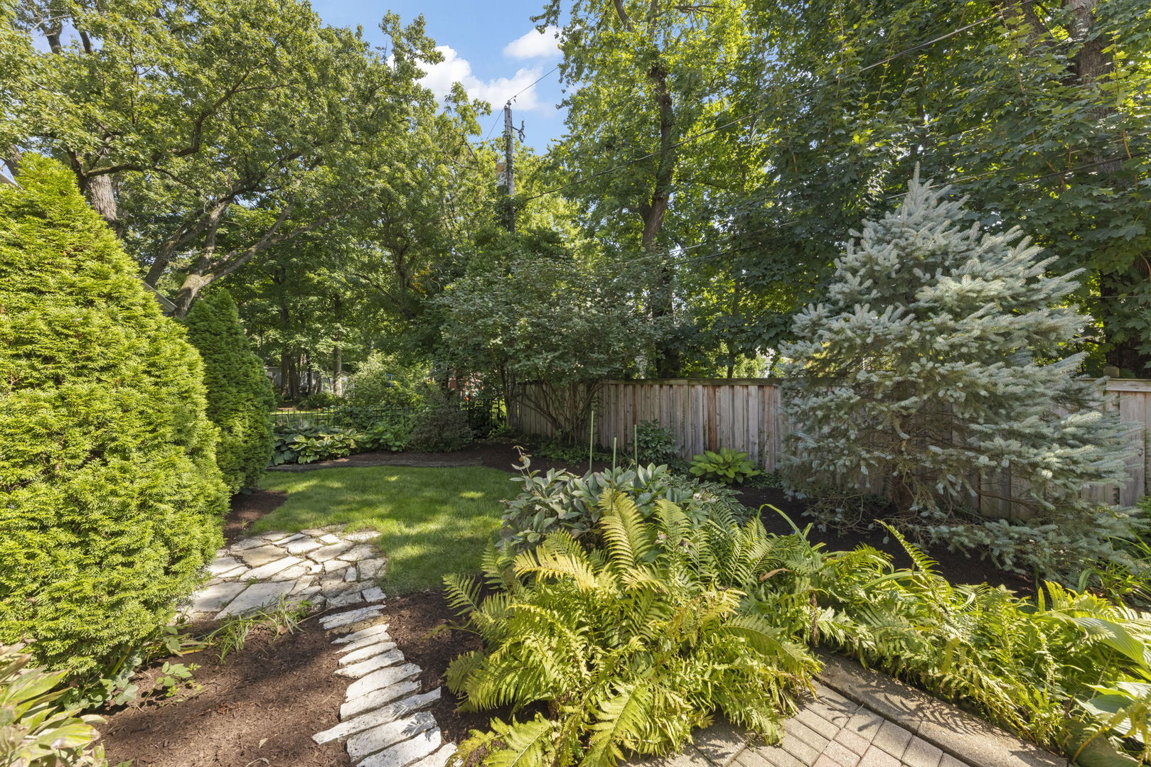 1008 Anne Road Naperville, IL 60540 - Photo 38 of 47 Gallery Image 38
