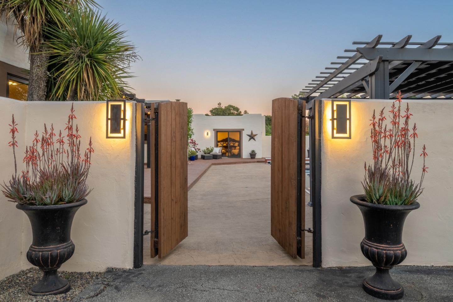 19 El Caminito Road Carmel Valley, CA 93924 - Photo 9 of 50