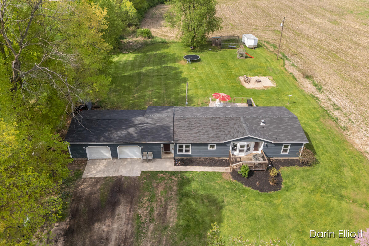 3616 Dake Road Ionia, MI 48846 - Photo 4 of 35 IMG_1020