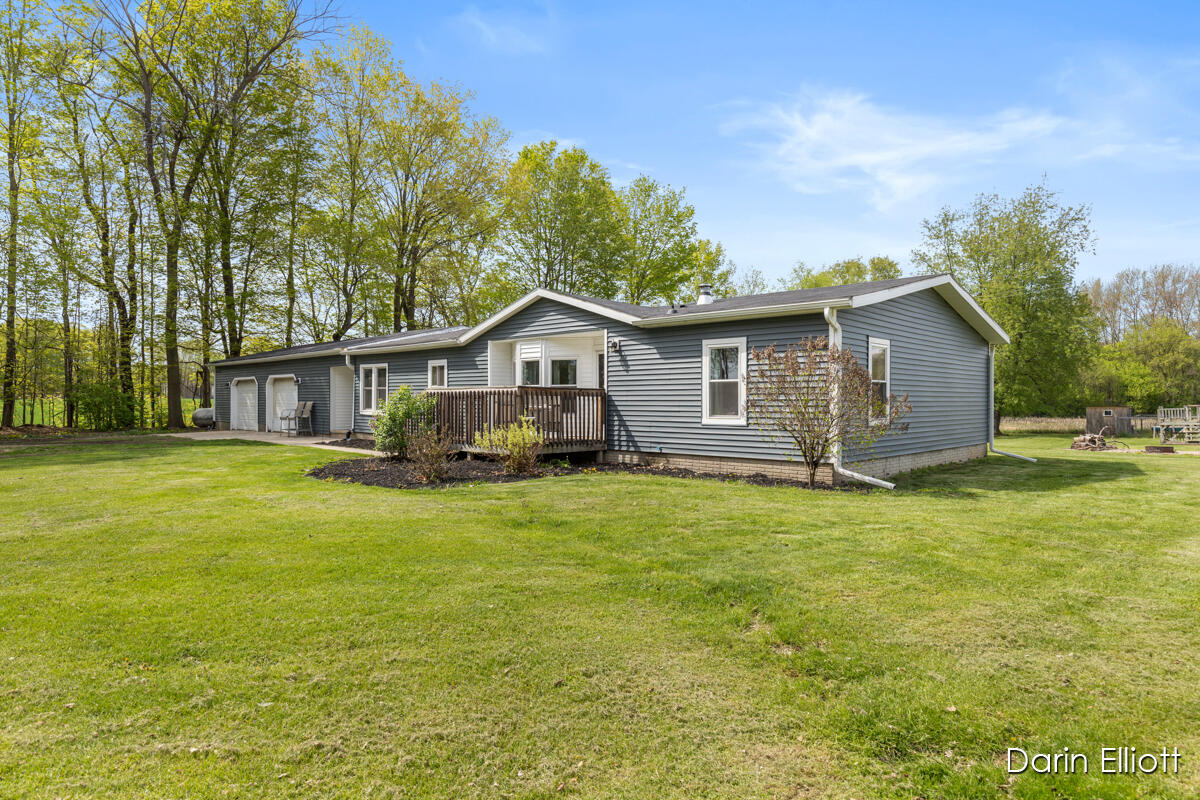 3616 Dake Road Ionia, MI 48846 - Photo 9 of 35 IMG_1001