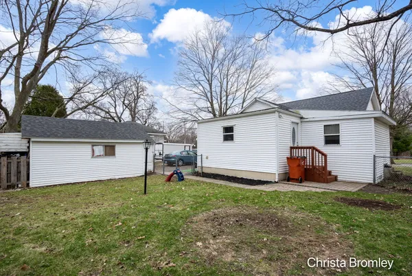 $255,000 | 517 Front Street, Lowell, MI 49331