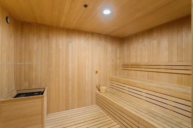 $6,365 | 2000 Biscayne Boulevard, Unit 3607, Miami, FL 33137