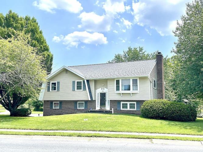 444 Biscayne Road Lancaster, PA 17601 - Photo 1 of 37